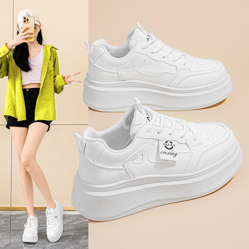 Damen Sneaker mit hochflächiger Sohle von R&B