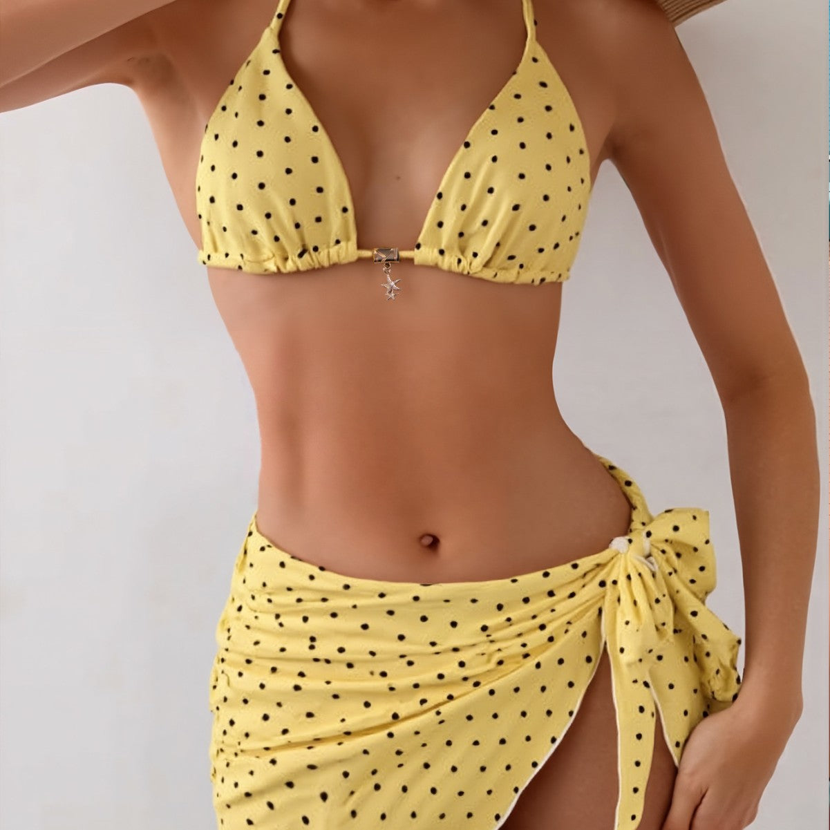 Damen Triangel-Bikini mit verstellbaren Trägern und elegantem Ringdetails R&B