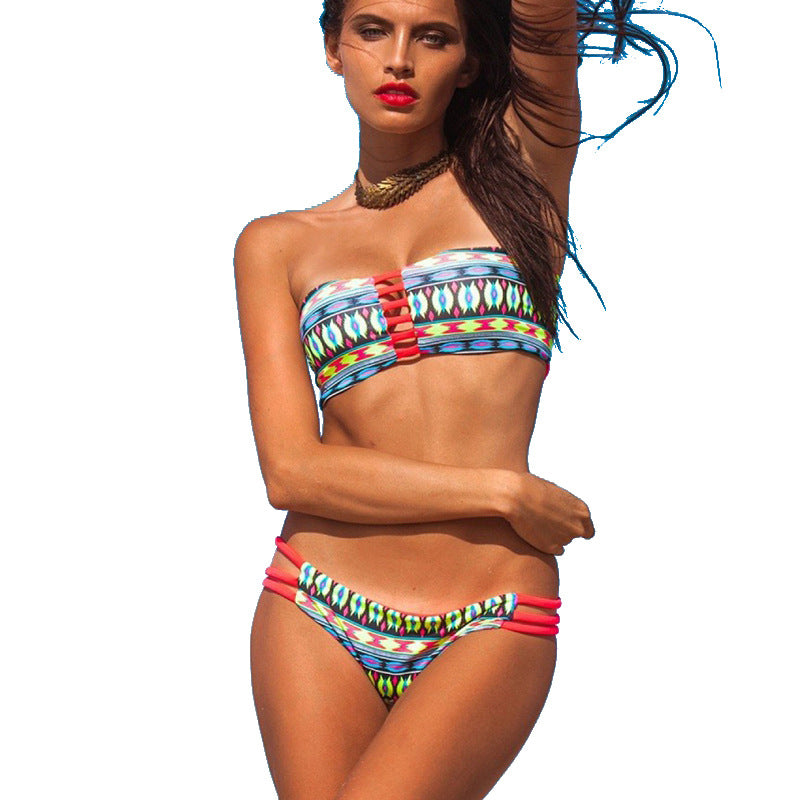 Damen Bandeau-Bikini mit trendigen Rüschendetails R&B