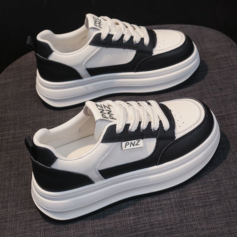 Damen Plattform Sneakers mit dämpfender Sohle und modernem Design R&B
