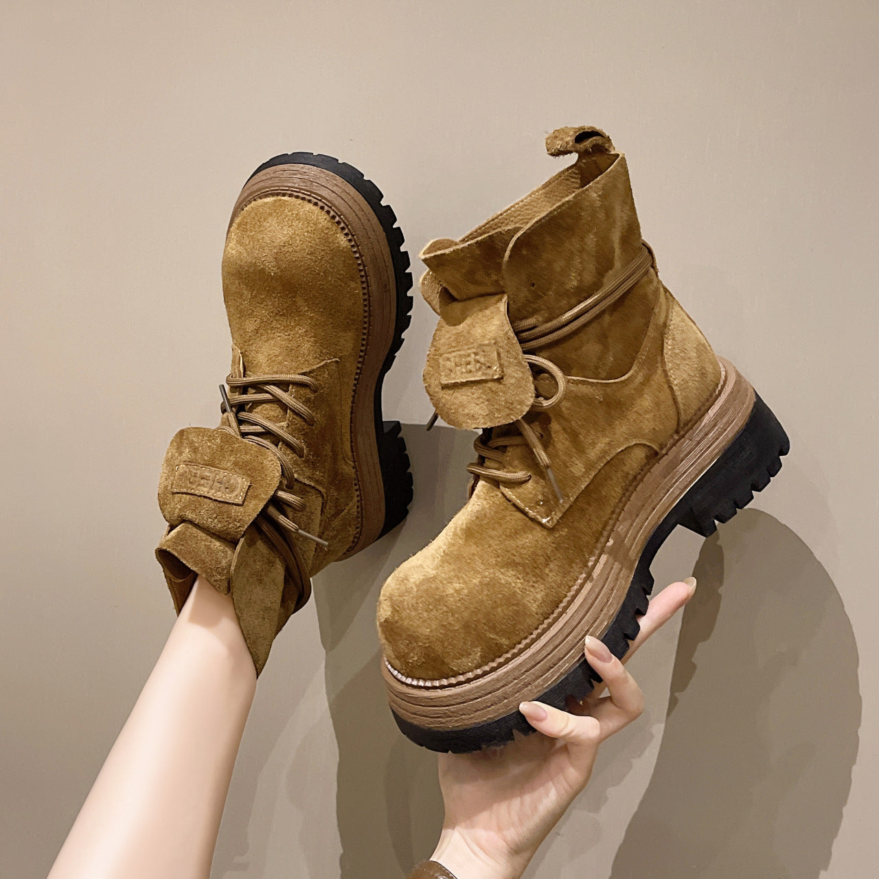 Damen robuste Winterboots mit authentischem Wildleder und stabiler Gummisohle R&B