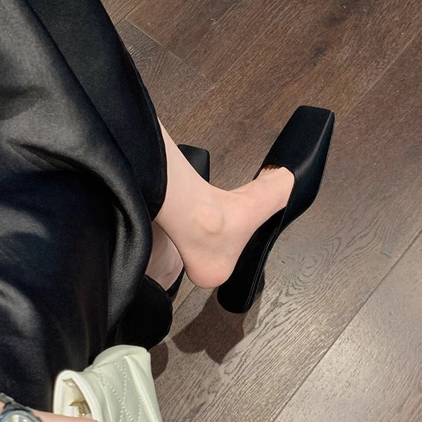 Damen Elegante Mules mit spitzem Zehenbereich und komfortabler Sohle R&B
