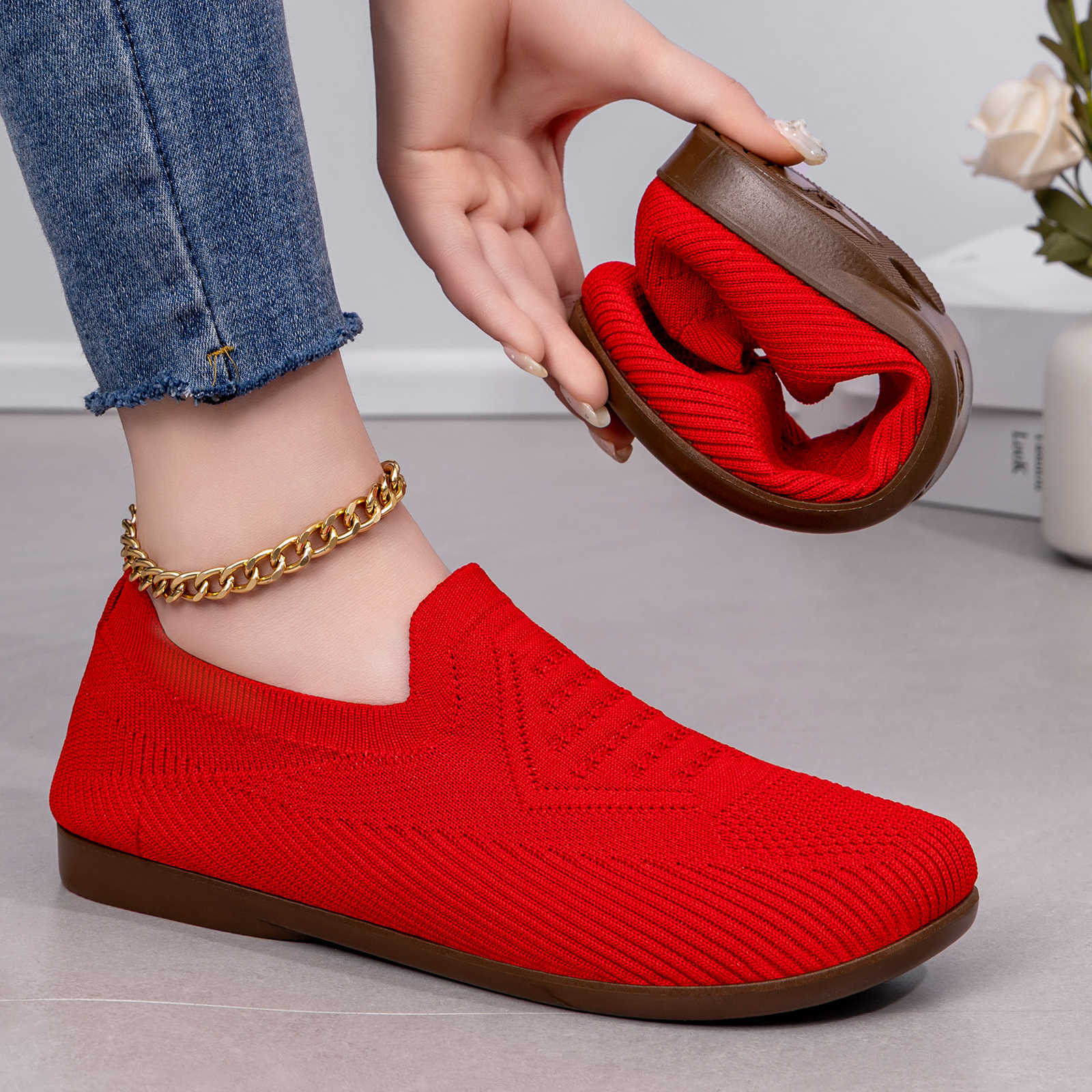 Damen Flexible Slip-On Sneaker mit atmungsaktivem Strickoberteil R&B