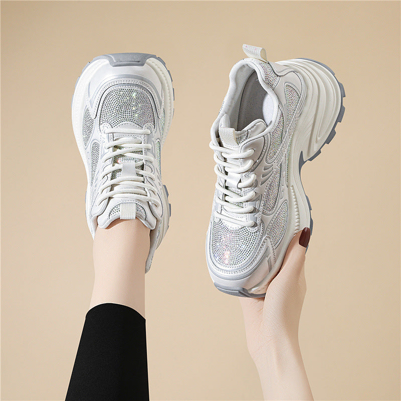 Damen Sportliche Sneaker mit modernen Akzenten R&B