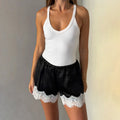 Damen Sport-Bodysuit mit elastischen Shorts und Spitzenbesatz R&B