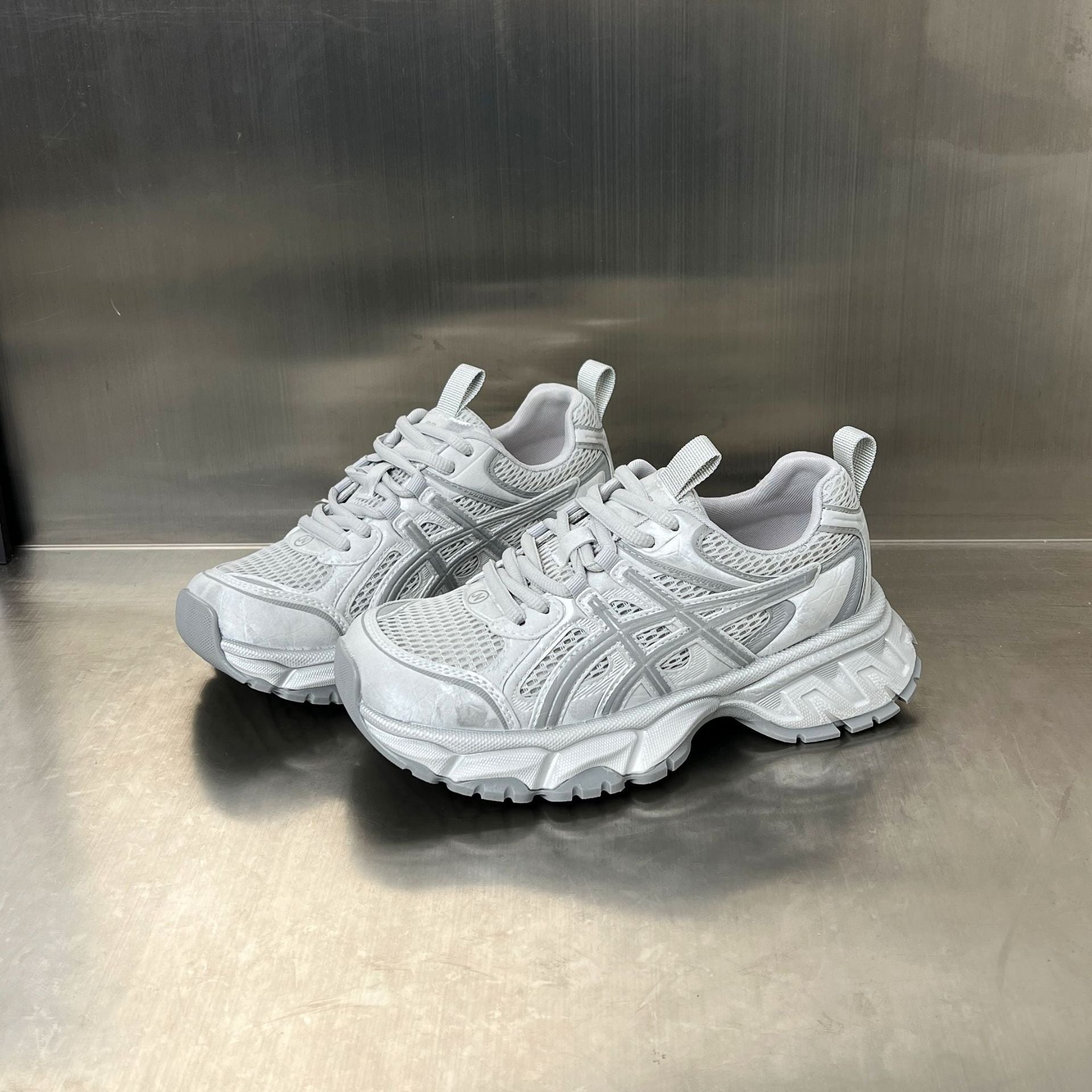 Damen Sportliche Lauf-Sneaker mit atmungsaktiver Mesh-Oberfläche und dämpfendem Fußbett R&B
