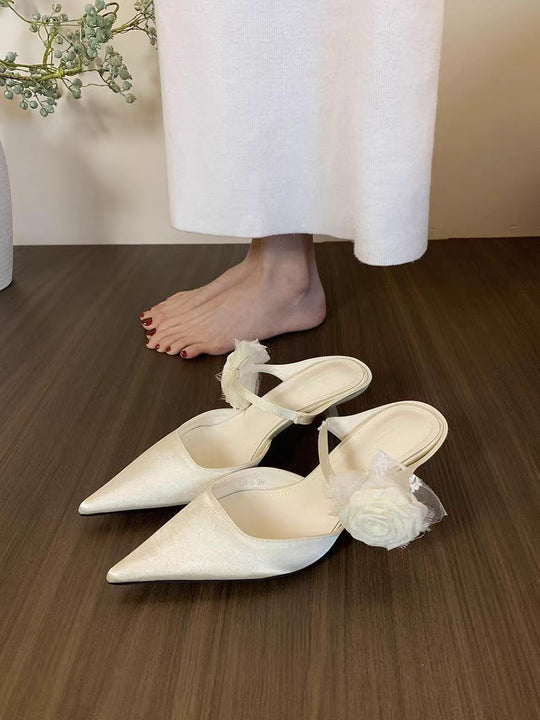Damen Elegante Slingback-Pumps mit floralem Riemchen und spitzem Zehenbereich R&B