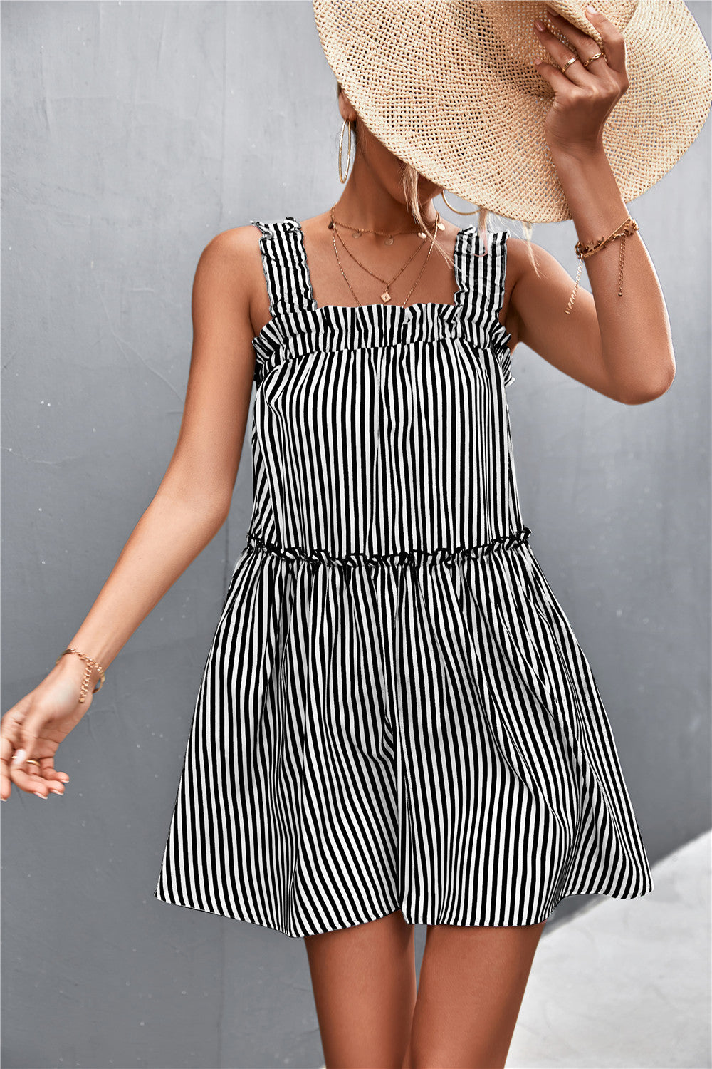 Damen Wickelkleid mit Rüschendetails und schmalen Trägern R&B