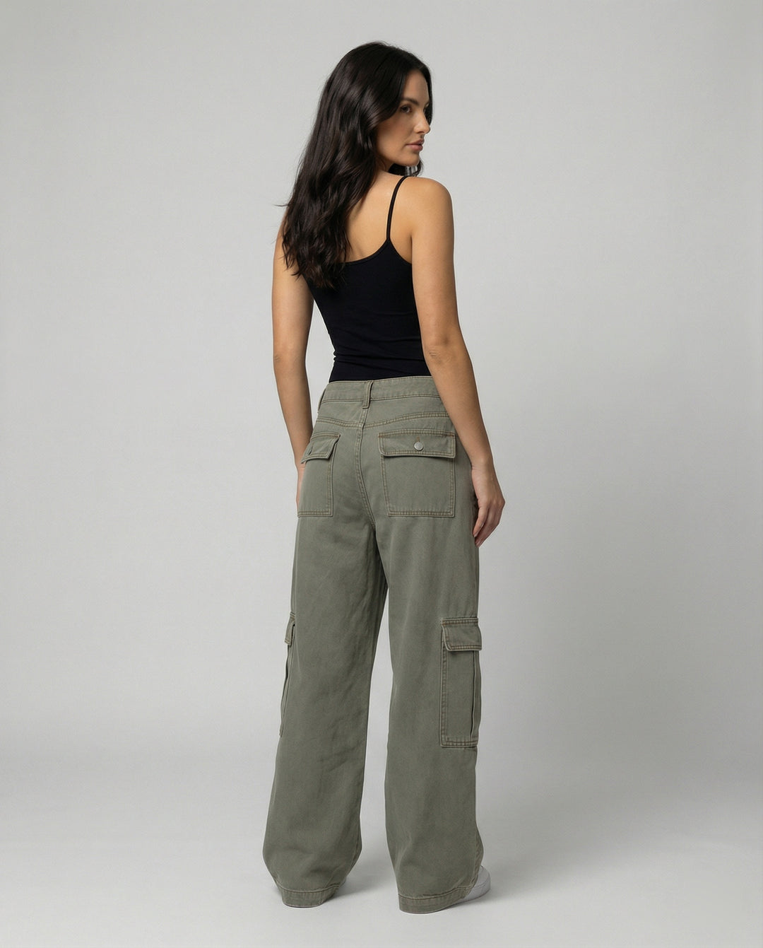 Damen extraweite Baggy-Cargo-Palazzo-Hose mit niedrigem Bund, markanten Teilungsnähten und großen Klappentaschen R&B