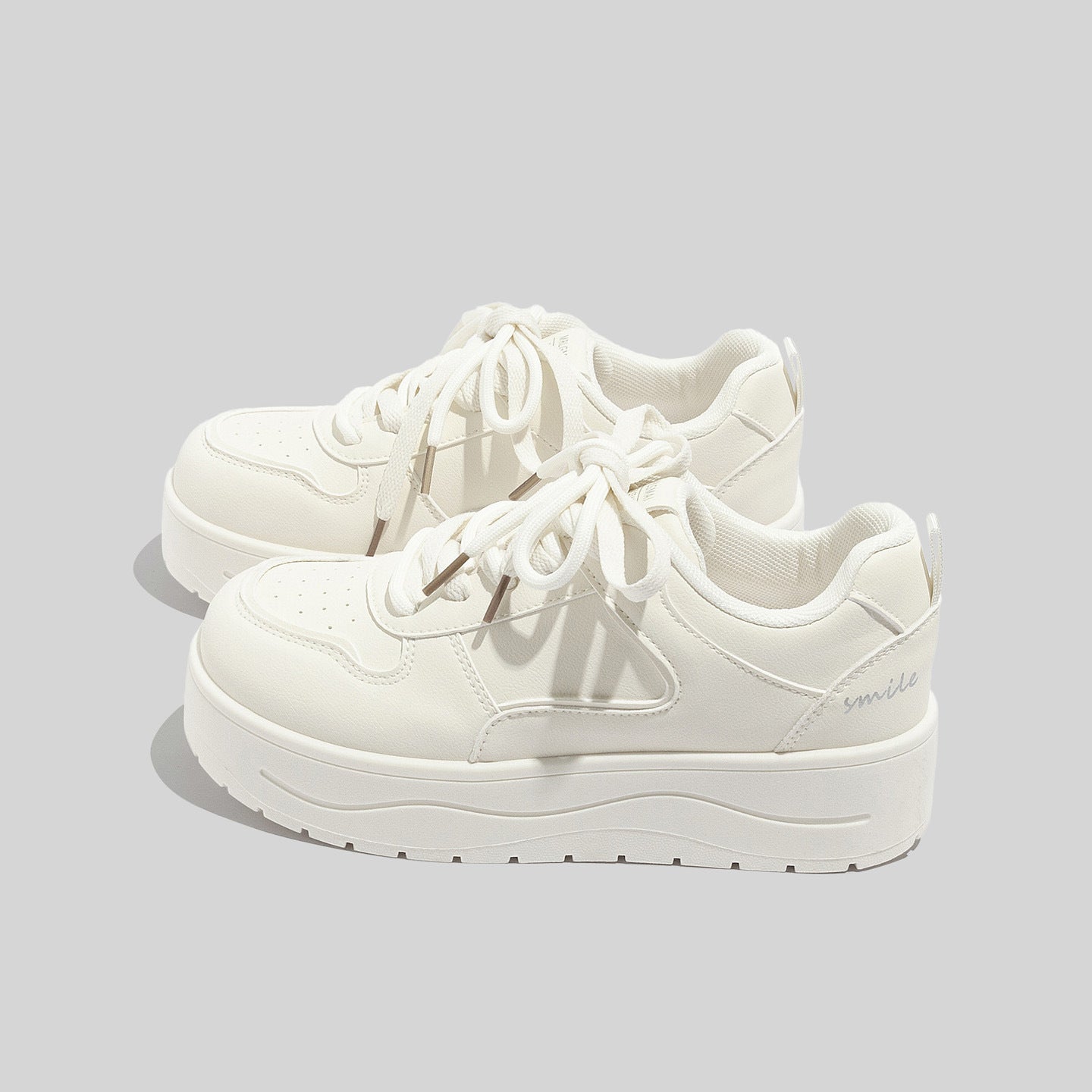 Damen Plattform Sneakers mit atmungsaktiver Oberfläche und gepolsterter Dämpfung
