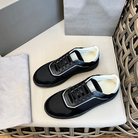 Damen Sportliche Sneaker mit atmungsaktiver Oberflächenstruktur und gepolsterter Innensohle R&B