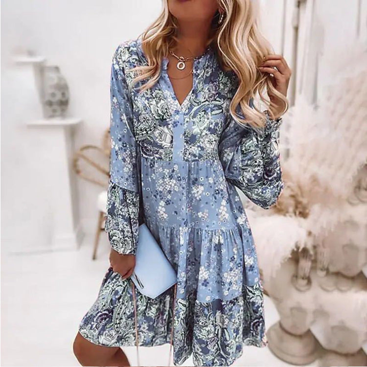 Damen Sommerkleid mit floralen Mustern und schwingendem Rock R&B