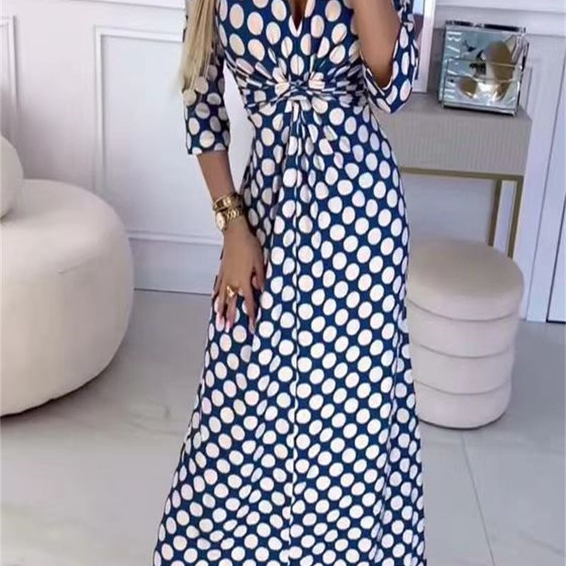 Damen Maxikleid mit modernem Punktenmuster und eleganter Wickeloptik R&B