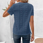 Damen Oberteil mit elegantem Lochmuster und lockerer Passform