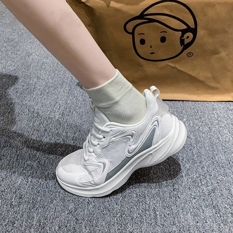 Damen Chunky Sneakers mit modernem Design und bequemer Dämpfung