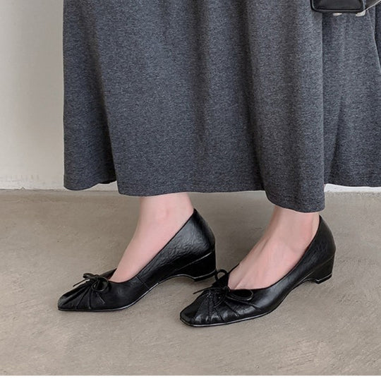 Damen elegante Ballerina-Schuhe mit modischem Schleifendetail und komfortablem Blockabsatz R&B