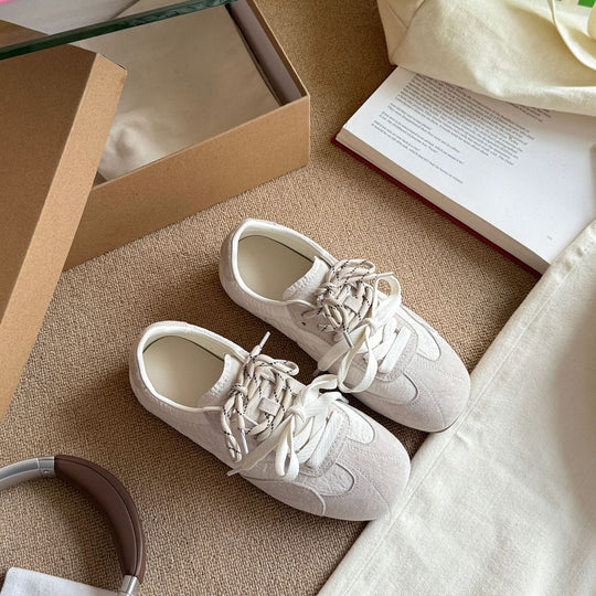 Damen Sneakers mit hochgradig atmungsaktiven Materialien und sportlicher Dämpfungstechnologie R&B