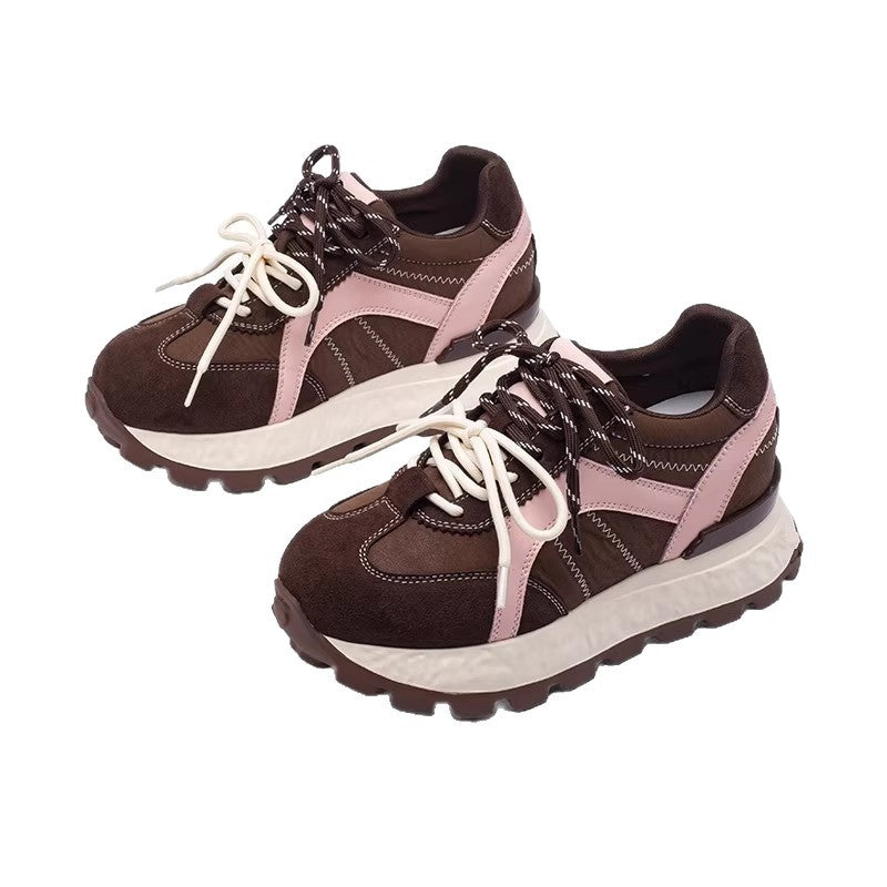 Damen Sportliche Sneakers mit hochelastischer Sohle und modischen Akzenten R&B