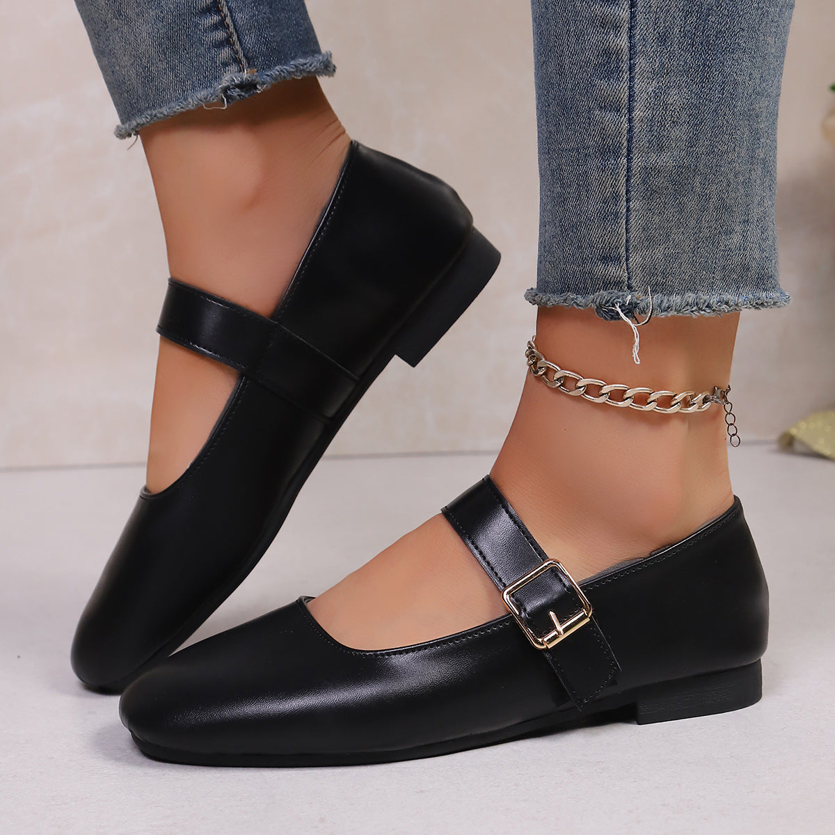 Damen Ballerina-Schuhe mit verstellbarem Riemendesign und bequemem Fußbett R&B