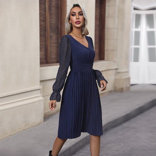 Damen Plissiertes Midi-Kleid mit Transparent em Spitzenärmeln und eleganter Taillierung R&B