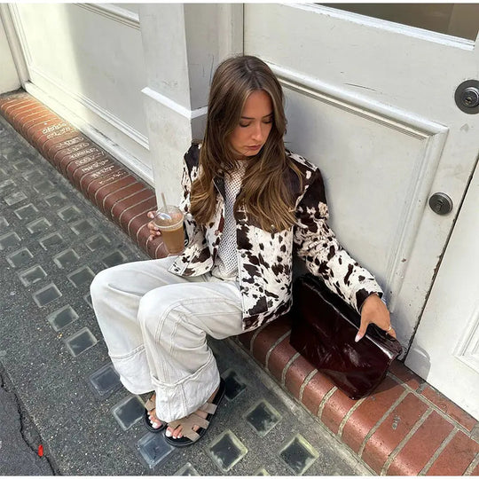 Damen Modische Lammfelljacke mit auffälligem Design R&B