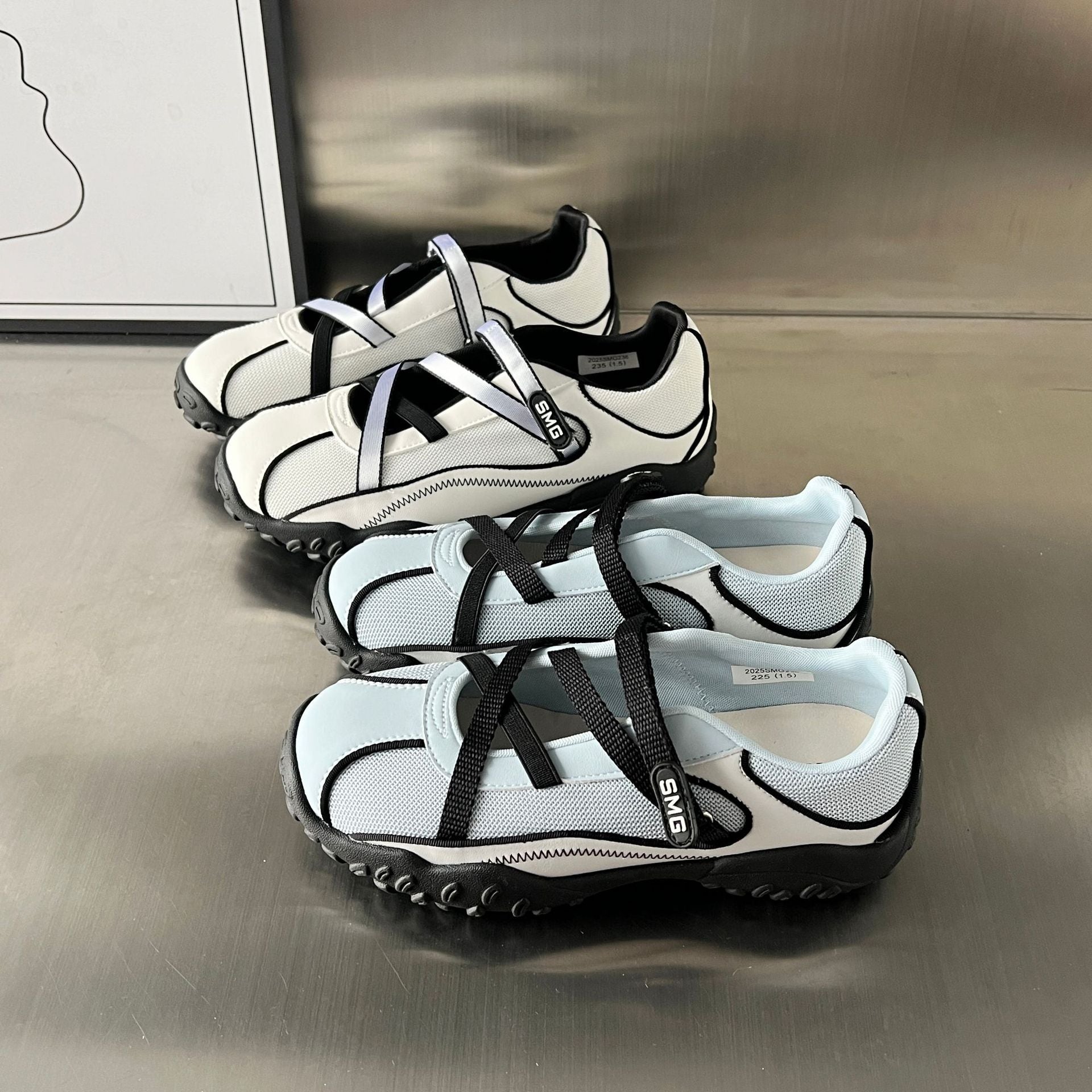 Damen Sportliche Sneaker mit innovativem Riemenverschluss und rutschfester Sohle R&B