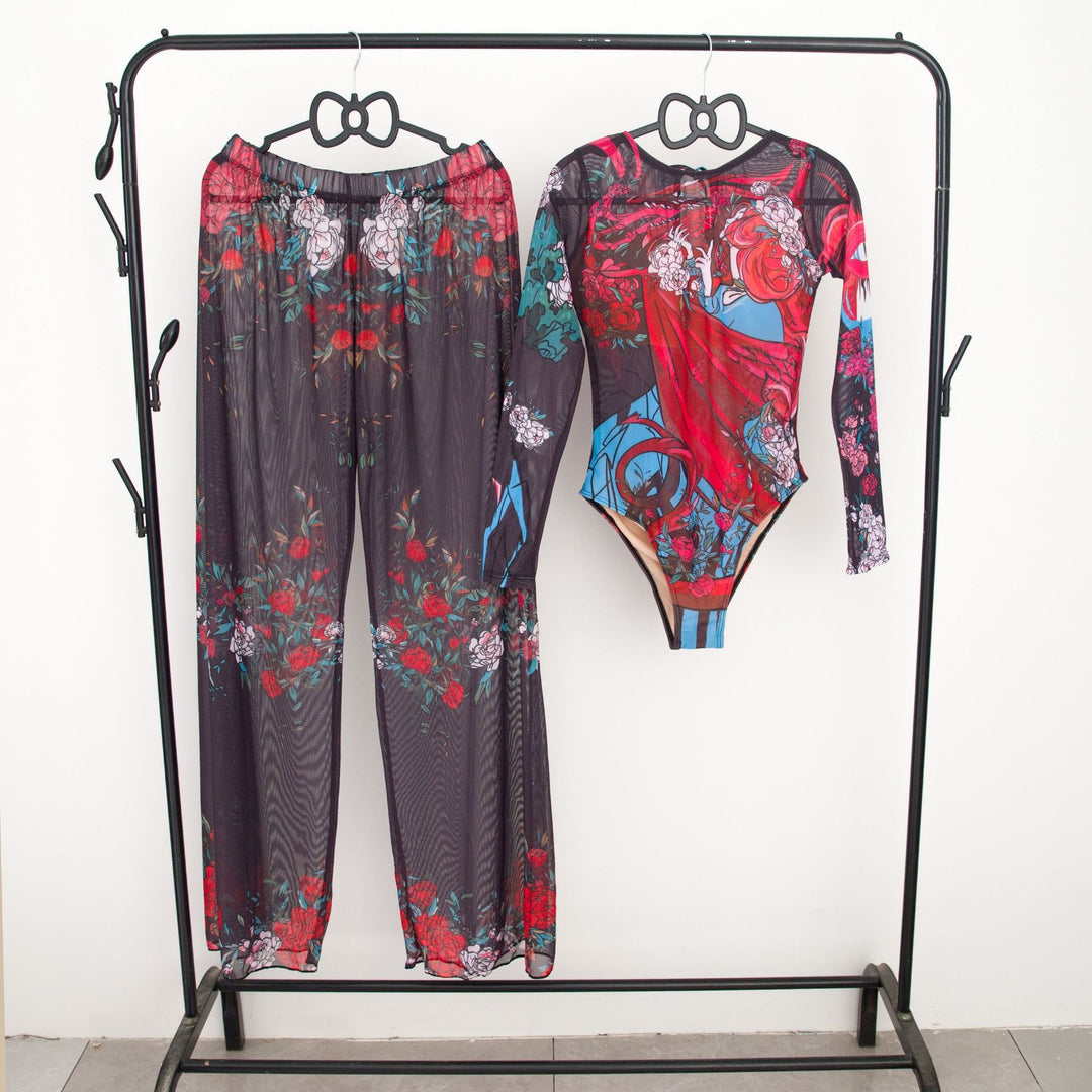 Damen modisches Badeoutfit mit langärmeligen Oberteil und lässigen Pants R&B