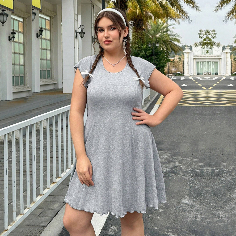 Damen lässiges Jersey-Kleid mit verspielt geschwungenem Saum und dekorativen Bändern R&B