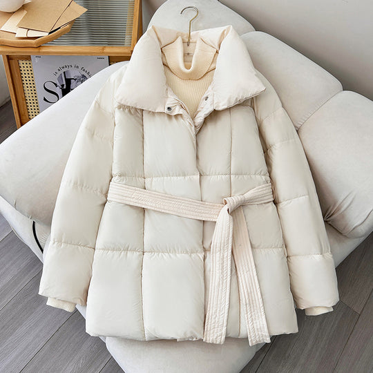 Damen modische wattierte Jacke mit Gürtel und hochschließendem Kragen R&B