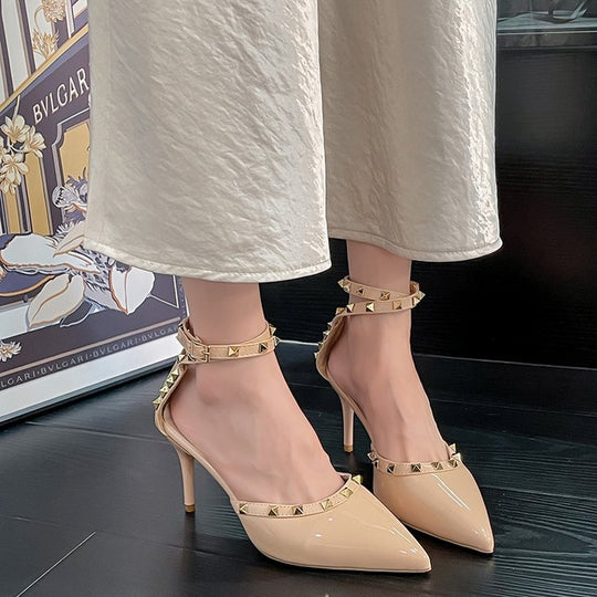 Damen Elegante Pumps mit transparentem Riemen und dekorativen Nieten R&B