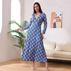 Damen Maxi-Kleid mit schmeichelndem V-Ausschnitt und floralen Details R&B