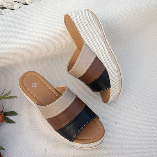 Damen Wedge-Sandalen mit komfortablem Fußbett und modischem Riemendesign R&B