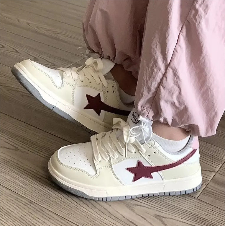 Damen Sneakers mit sportlichem Design und dämpfender Sohle R&B