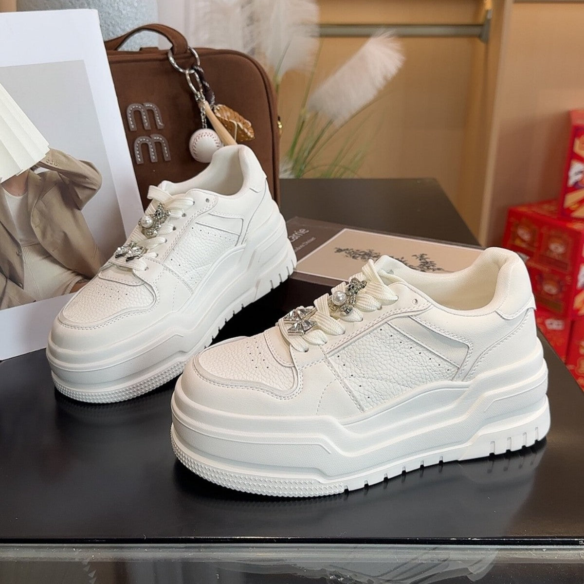 Damen modische Plateau-Sneaker mit besonderem Glitzerverzierung und atmungsaktiver Struktur R&B