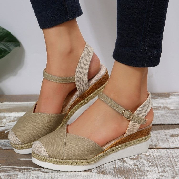 Damen Wedge-Sandalen mit elastischem Riemen und geflochtenem Detail R&B