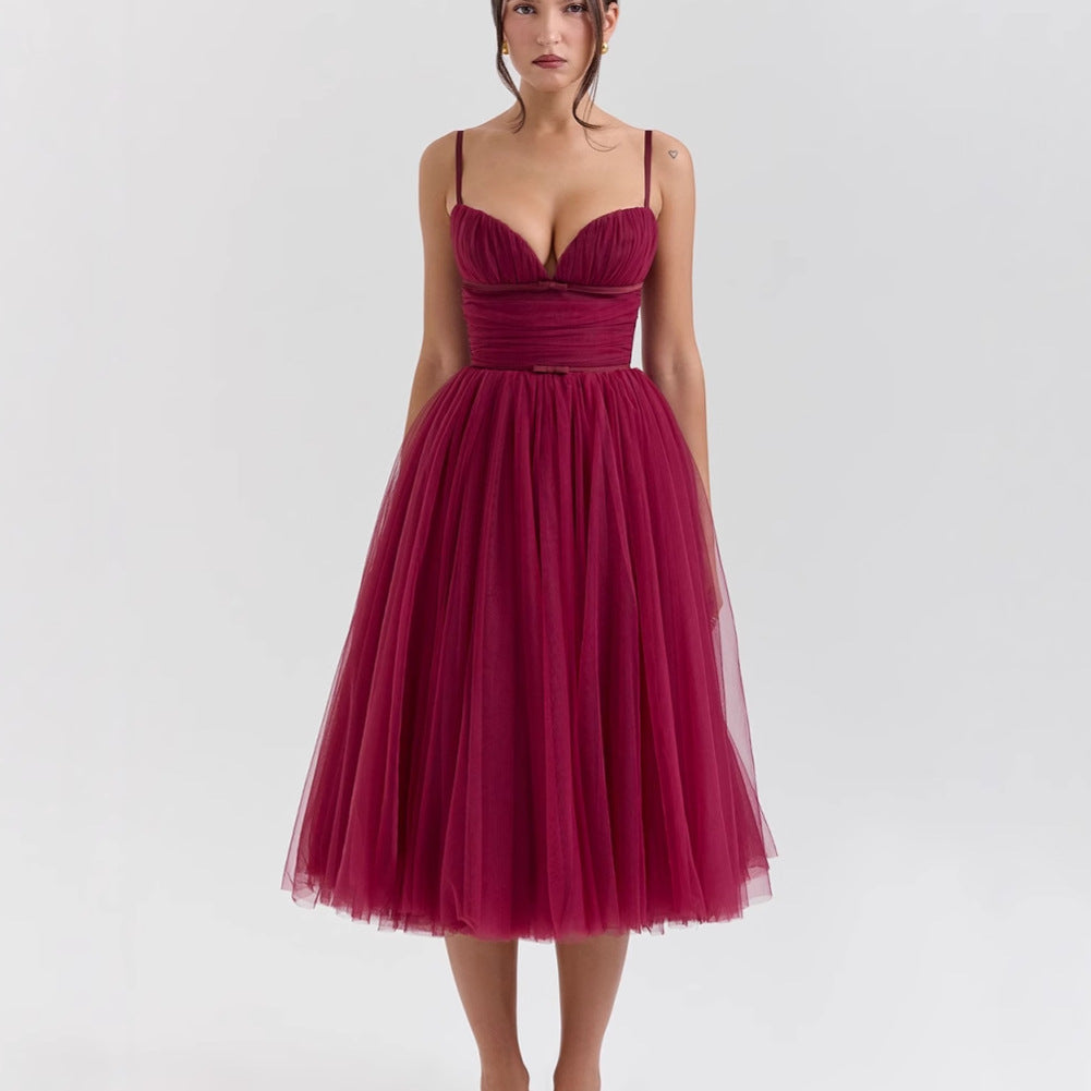 Damen Tüllkleid mit elegantem Oberteil und schwingendem Rock R&B