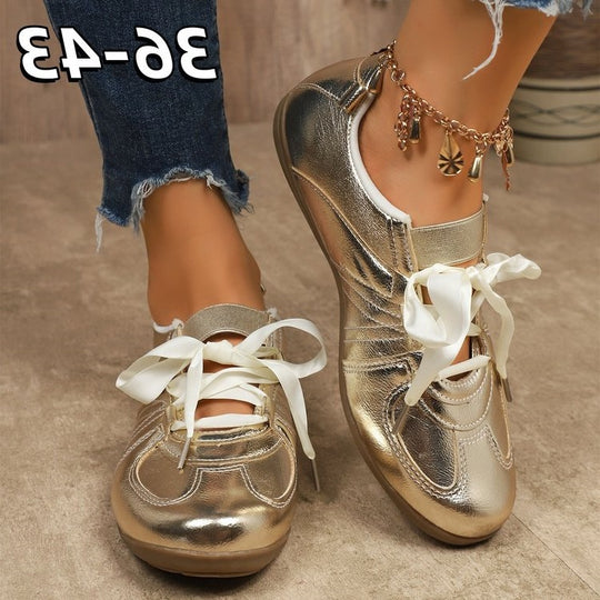 Damen modische Sneakers mit schimmernder Oberflächenstruktur und satinartigen Schnürsenkeln R&B