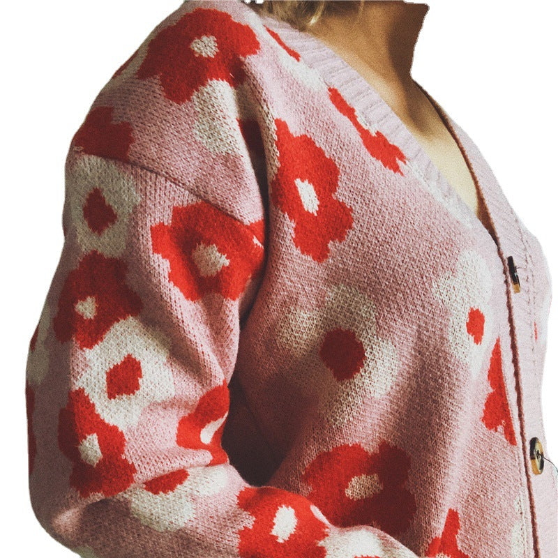 Damen Strickjacke mit floralen Mustern und dekorativen Knöpfen R&B