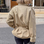 Damen modische Trenchcoatjacke mit Gürtel und großzügigem Schnitt R&B