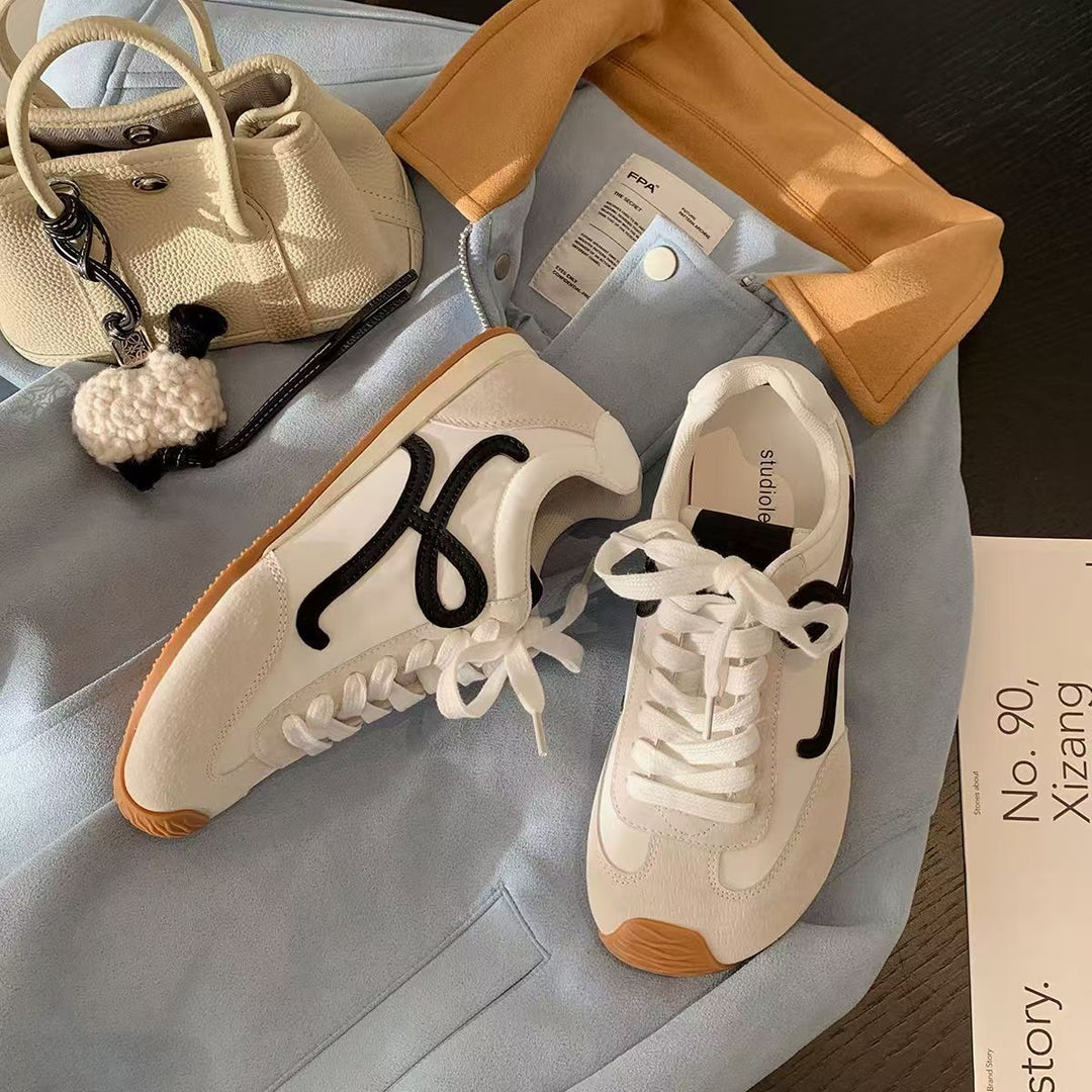 Damen Sneakers mit luxuriösem Wildleder und atmungsaktivem Mesh von R&B