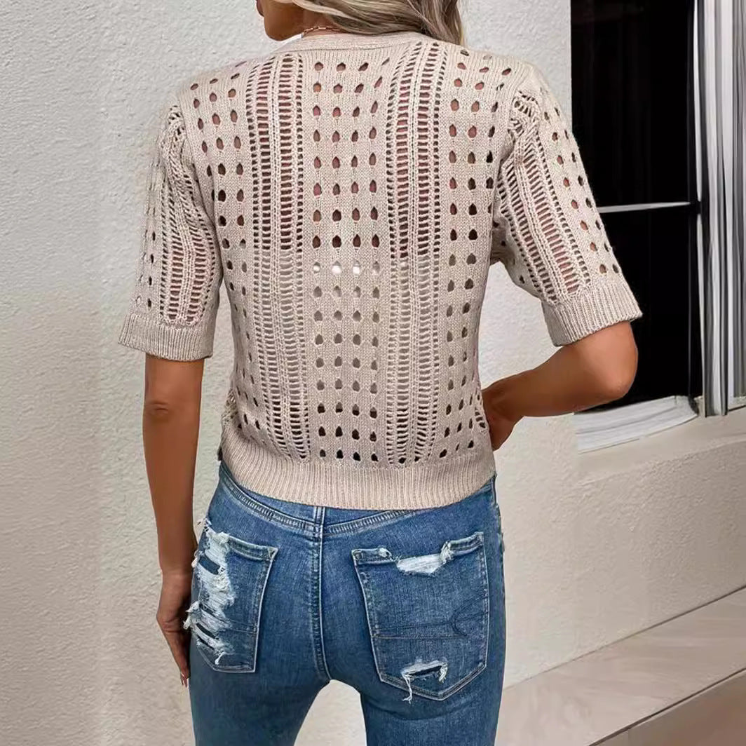 Damen luftiges Strickoberteil mit V-Ausschnitt und dekorativen Knöpfen R&B