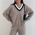 Damen gemütlicher V-Ausschnitt Pullover mit gestreiftem Kragen