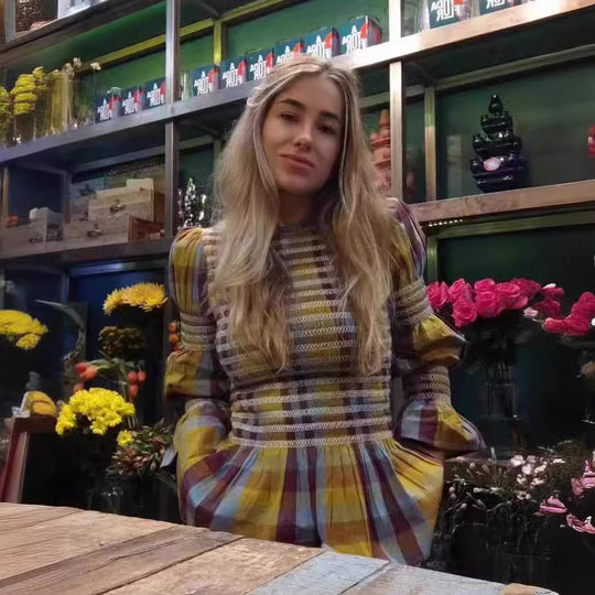 Damen Kleidung mit elastischen Rüschen und floralem Design R&B