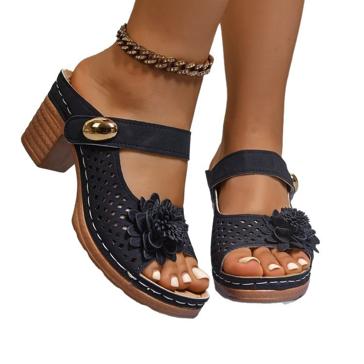 Damen Elegante Sandaletten mit modischem Blumendesign und flexiblem Fersenriemen R&B
