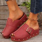 Damen Wedge-Pantoletten mit modischem Schnallen-Design und dekorativen Nieten R&B