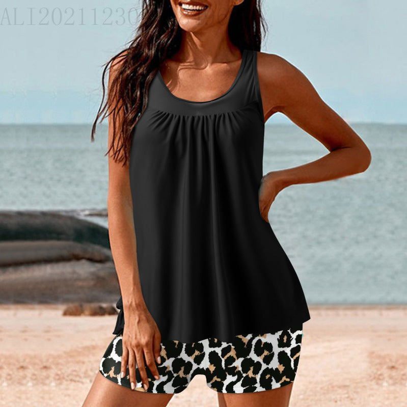Damen Sportliches Strandoutfit mit modischer Raffung R&B