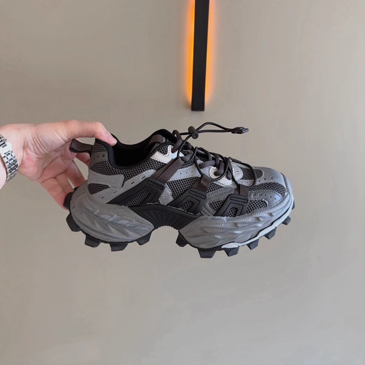 Damen Sportliche High-Performance Sneakers mit atmungsaktivem Mesh-Obermaterial und rutschfester Sohle R&B