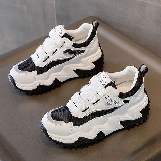 Damen Sportliche Sneakers mit verstärktem Halt und innovativer Dämpfung R&B