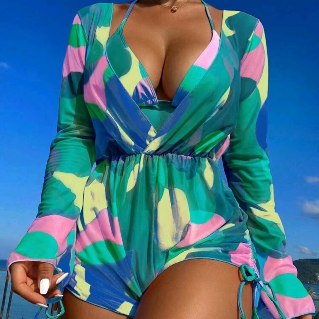 Damen Strandoutfit mit luftiger Tunika und Bikini R&B