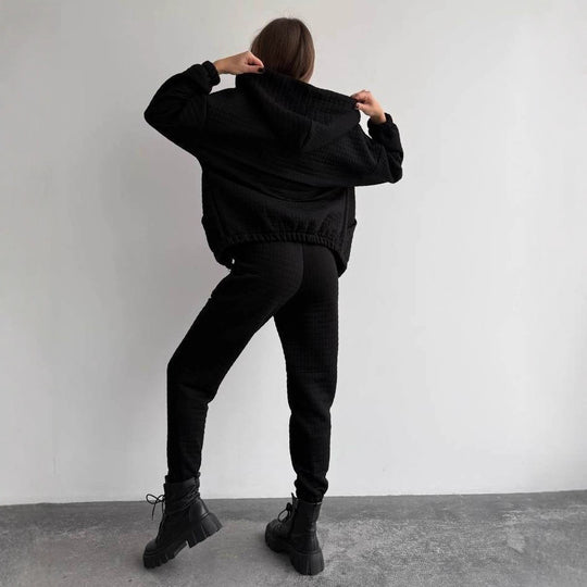 Damen stilvolles und bequemes Set aus gefüttertem Oberteil und Jogginghose R&B